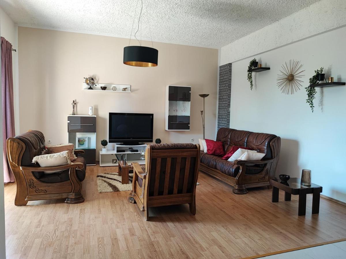 Priska Apartment Каштела Экстерьер фото